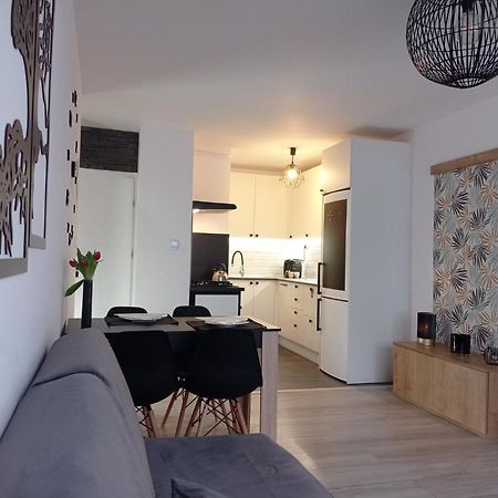 Apartament Rodzinny Domino - Plaza Jelitkowo - Ergo Arena - Azw Danzig Exterior foto
